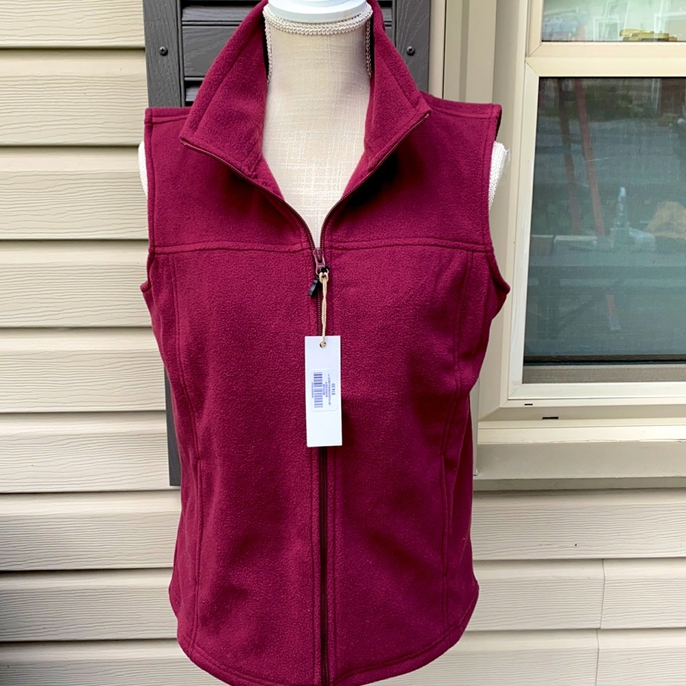 Burgundy Women’s fleece vest, brand new never worn.